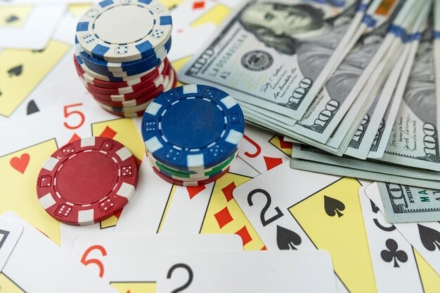 Live play scoring and in-play settlement